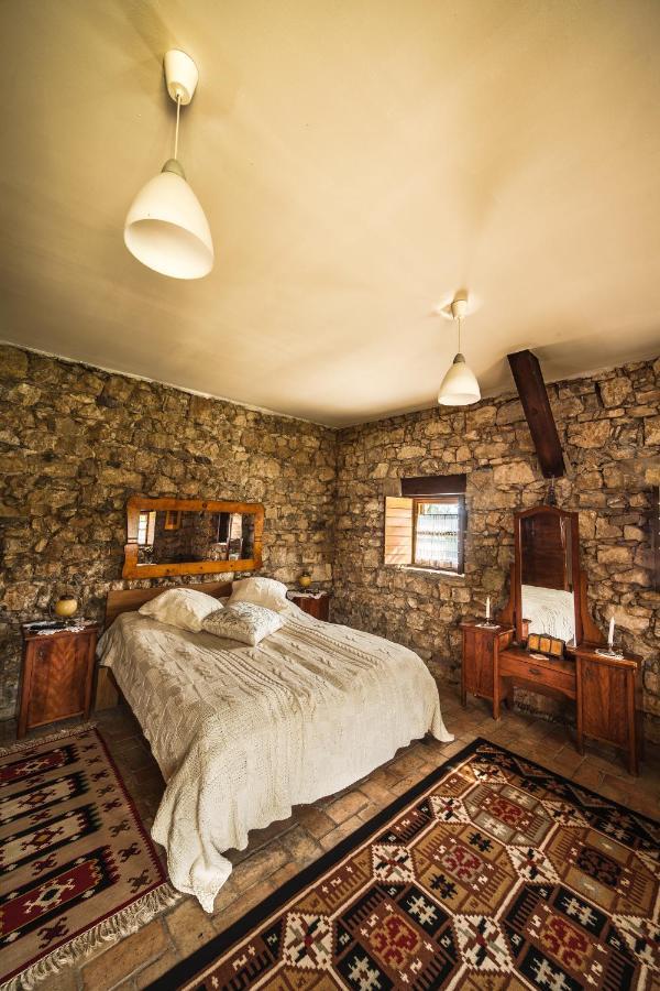 Káli Art Inn Panzió Köveskál Exterior foto
